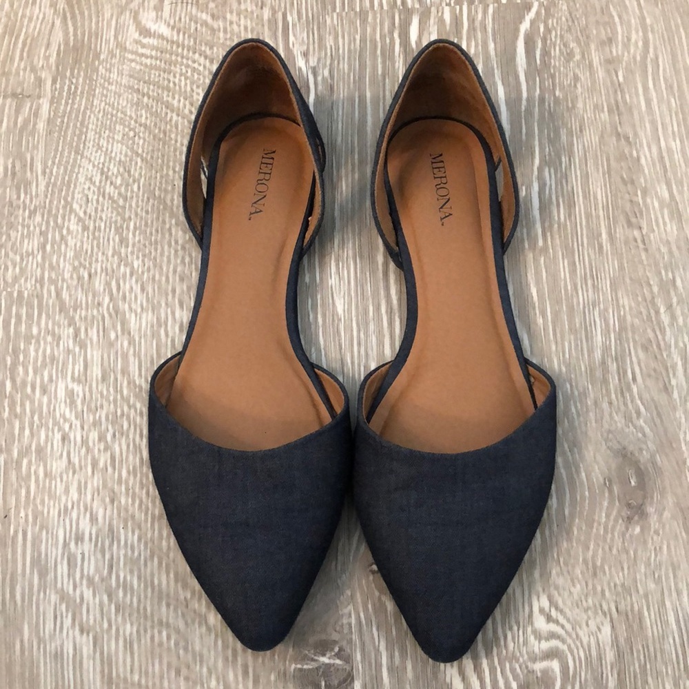 Chambray pointed toe flats